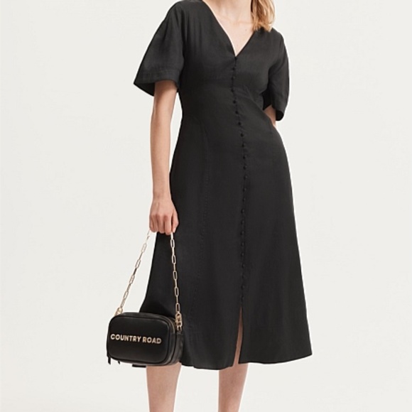 Country Road Dresses & Skirts - COUNTRY ROAD PANELLED MIDI DRESS WITH POCKETS SIZE 16